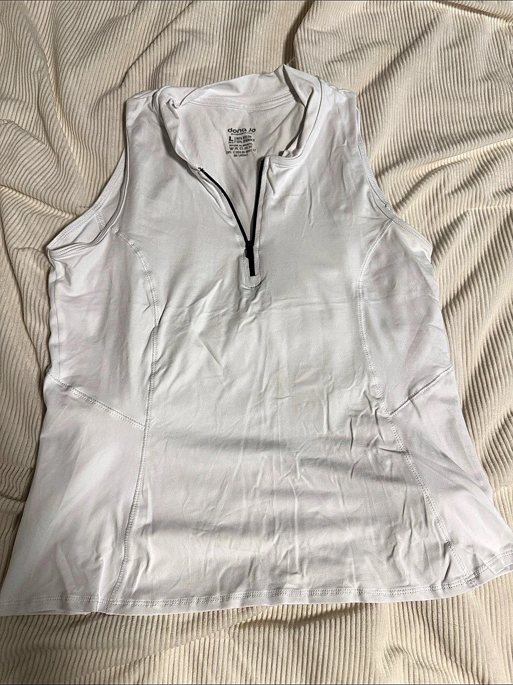 dona jo Women's White Athletic Tank Top Like New